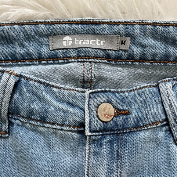 Tractr Frayed Blue Jean Wash Denim Mini Skirt with Rips Size Medium - Picture 9 of 13